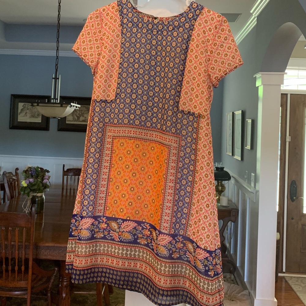 Short sleeve boho print shift dress